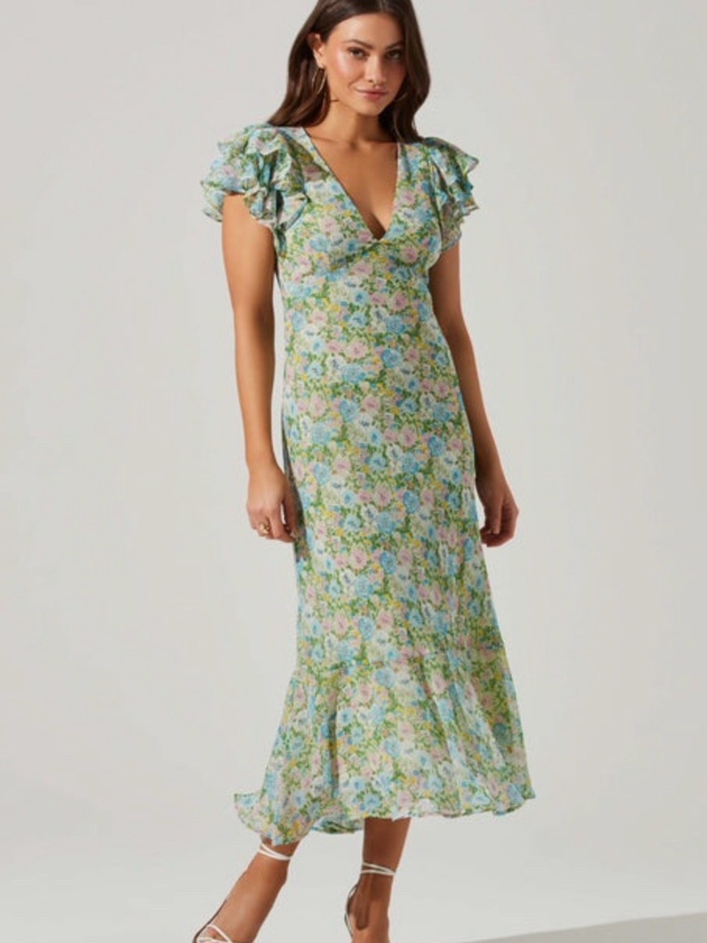 ASTR The Label Floral Ruffle-Sleeve V-Neck MIDI Dress - Light Blue & Green